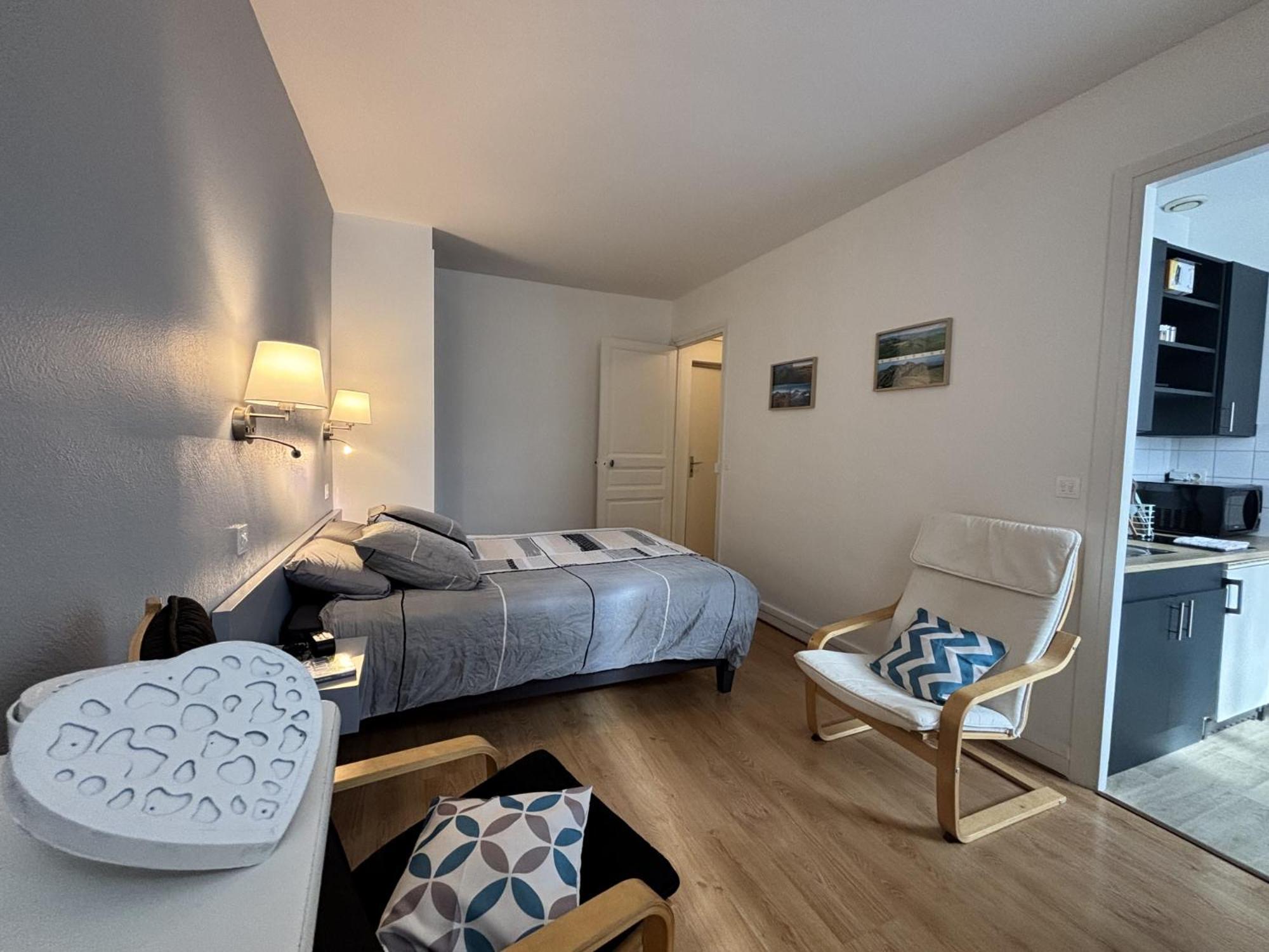 Le Sancy - Studio - 1 Lit - 2 Pers - Clim Chatel-Guyon Bagian luar foto